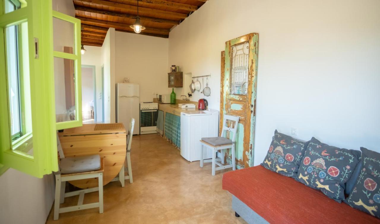 Simboro House - Kythoikies Holiday Houses Kýthira Exterior foto